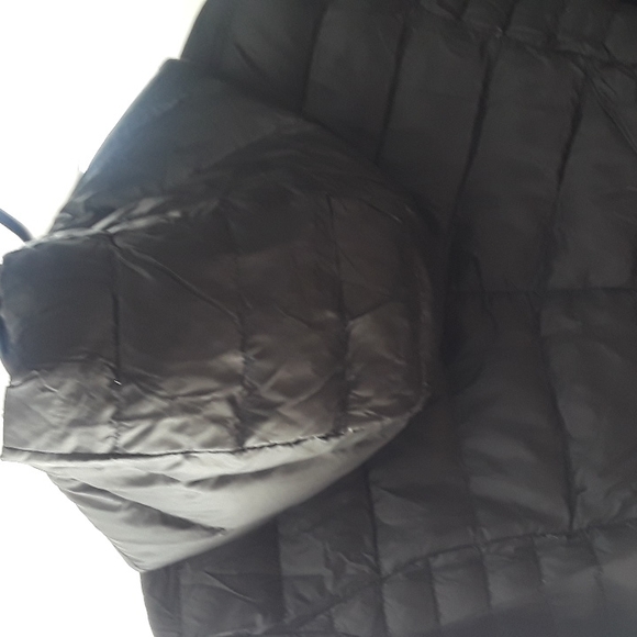 🔥HOT DEAL🔥Reitmans black feather jacket - Picture 6 of 8